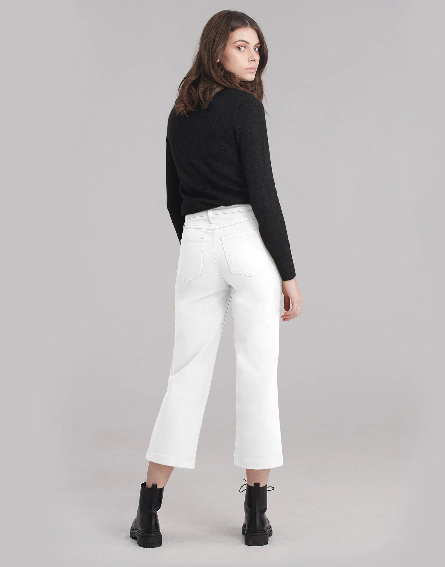 JEANS CHLOÉ COUPE DROITE / BLANC - 1917CO-C25 - Taille Classique - Entrejambe 25'' - Yoga Jeans