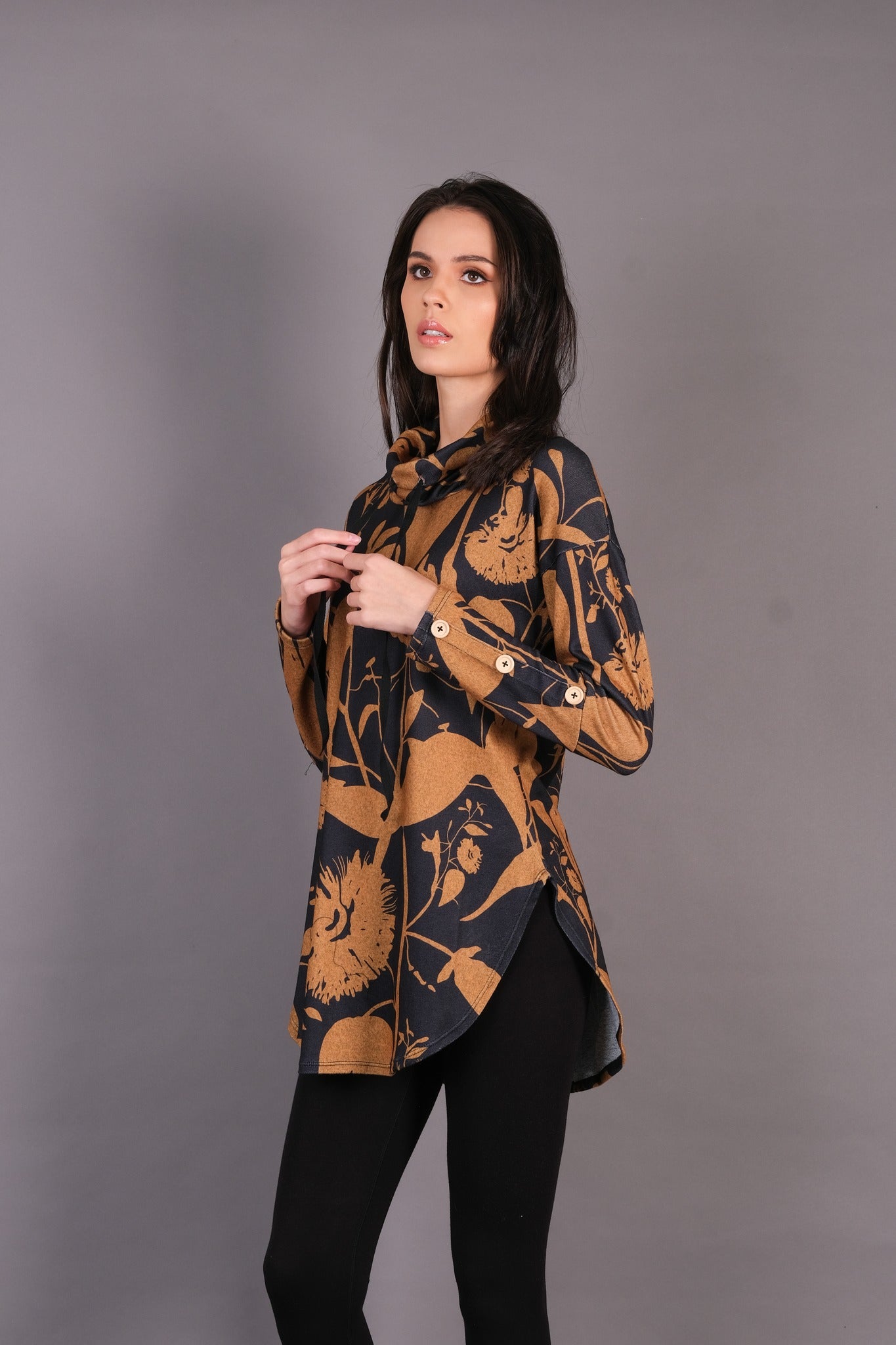 Naila Shadow Tunic (note that the buttons are black)