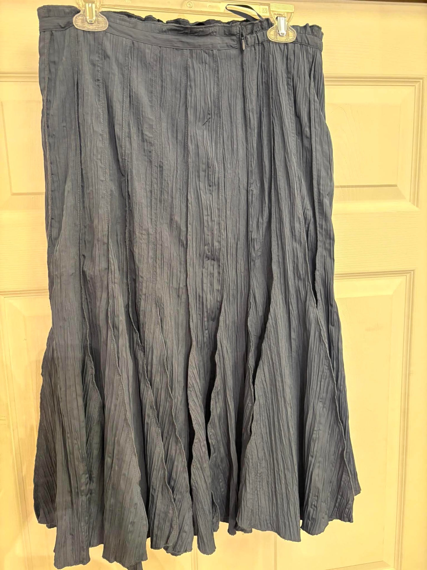 Martini tunic with black and white polka dots