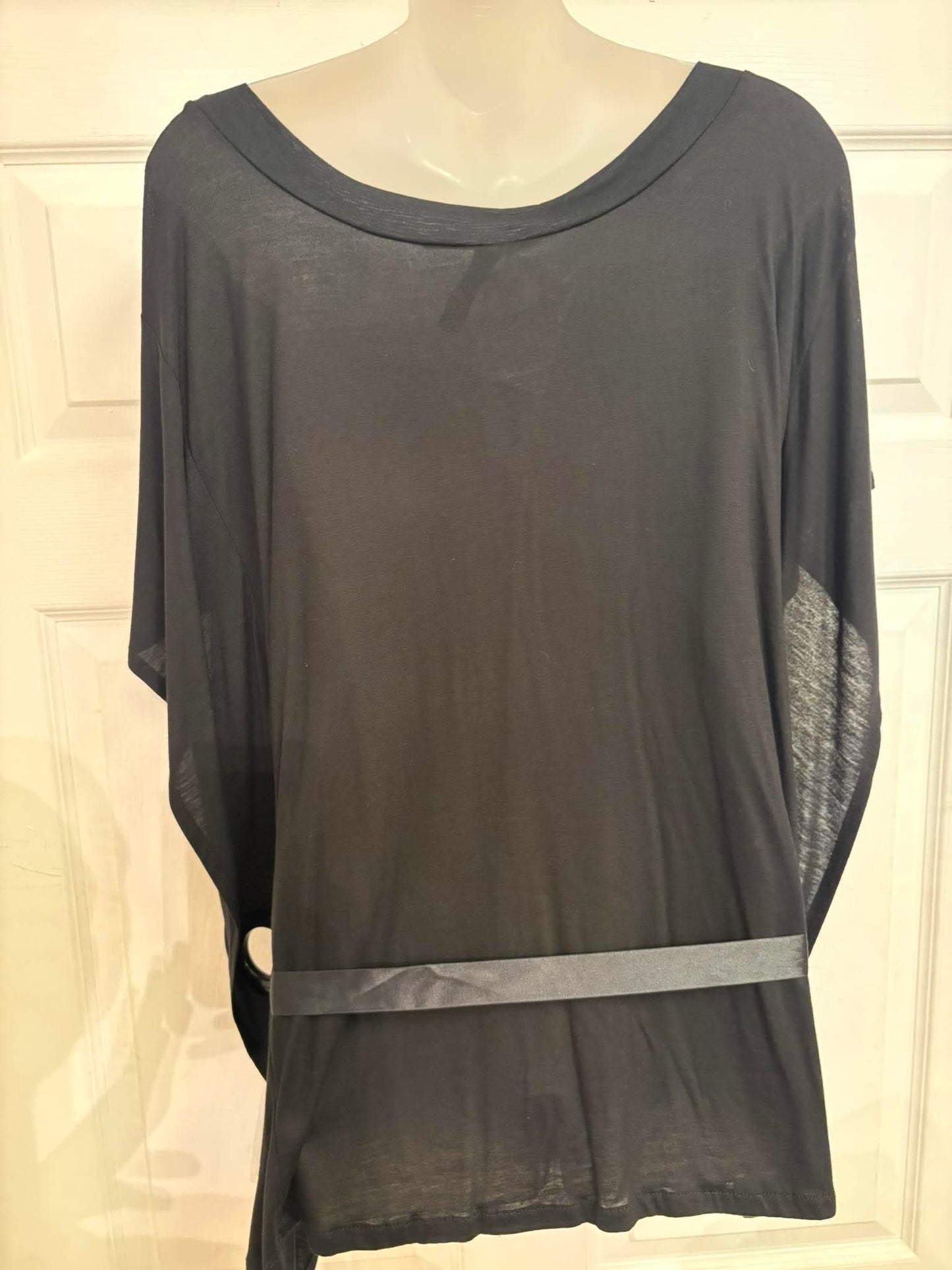 Martini tunic with black and white polka dots