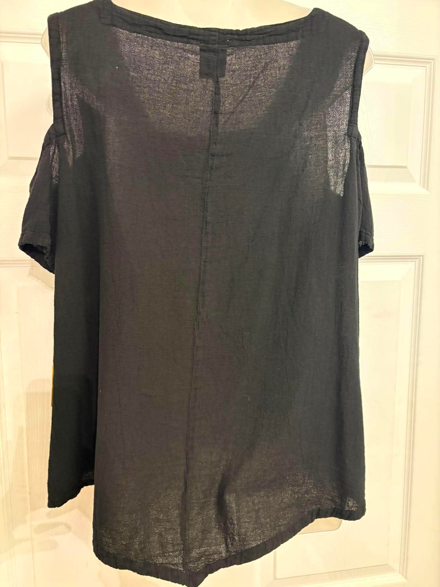 Chandail noir Abaca