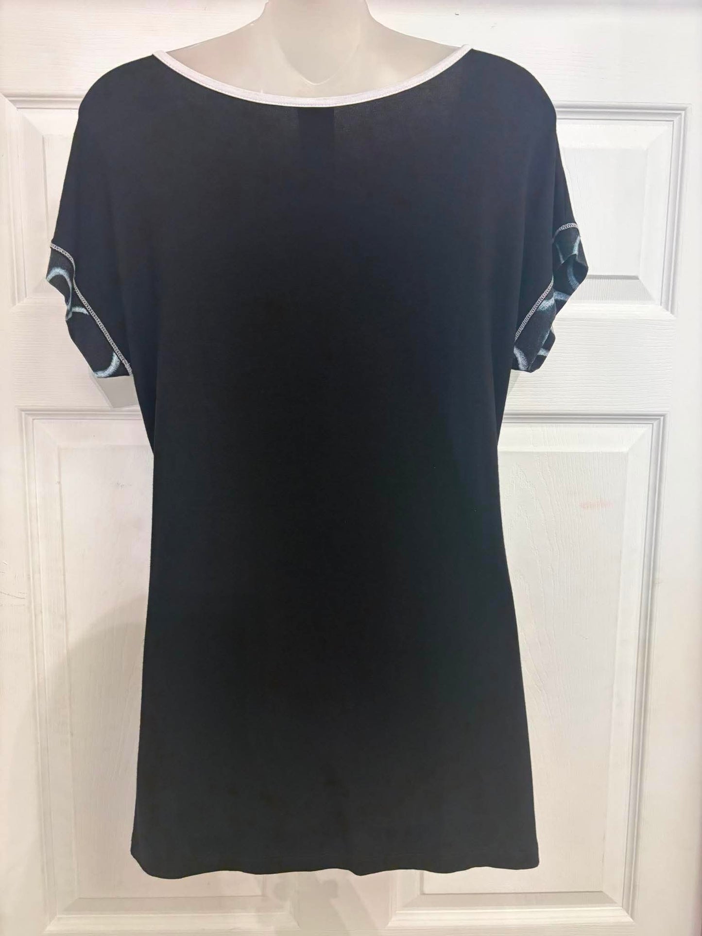 Martini tunic with black and white polka dots
