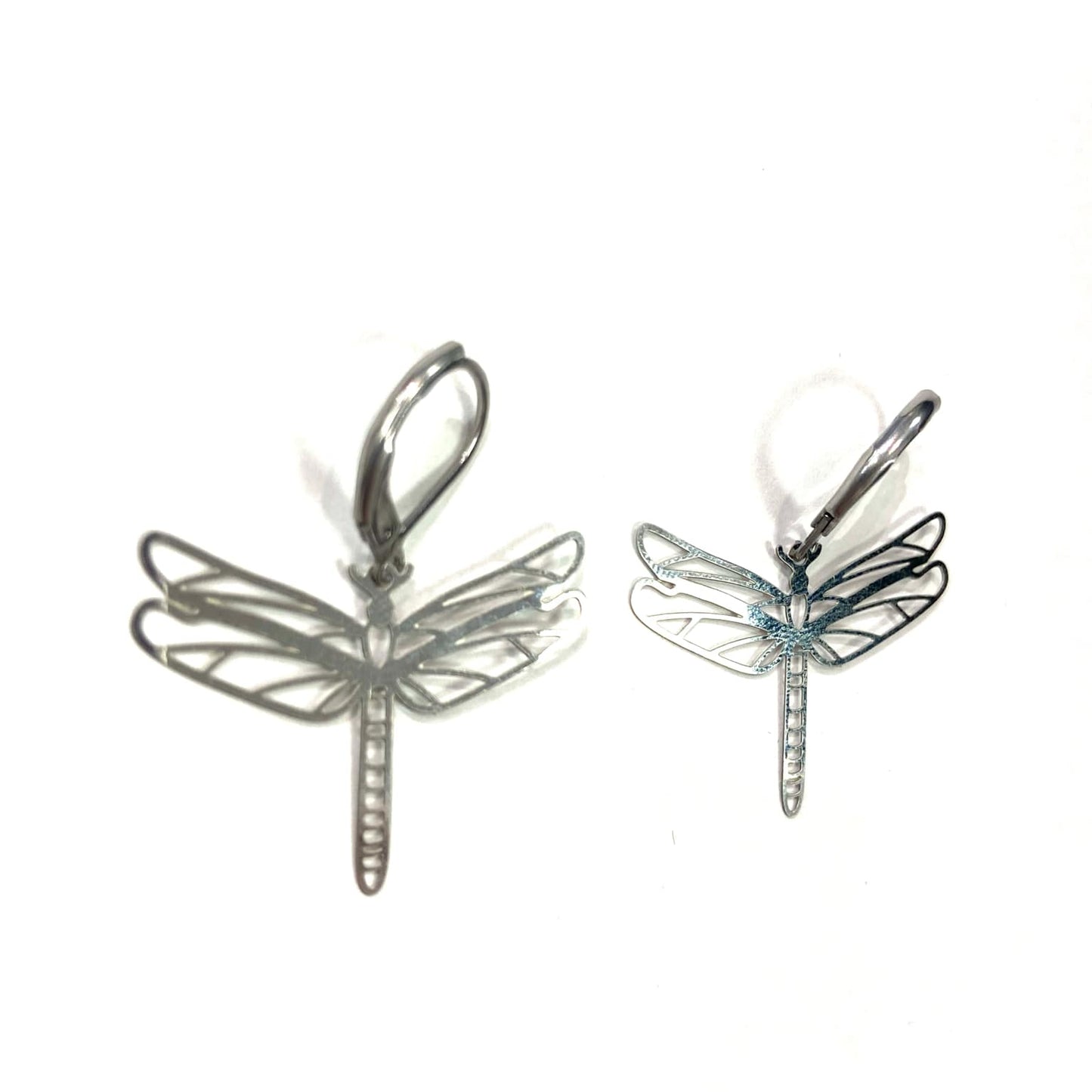Boucles d'oreilles - Libellule couleur argent - Rouge Inox