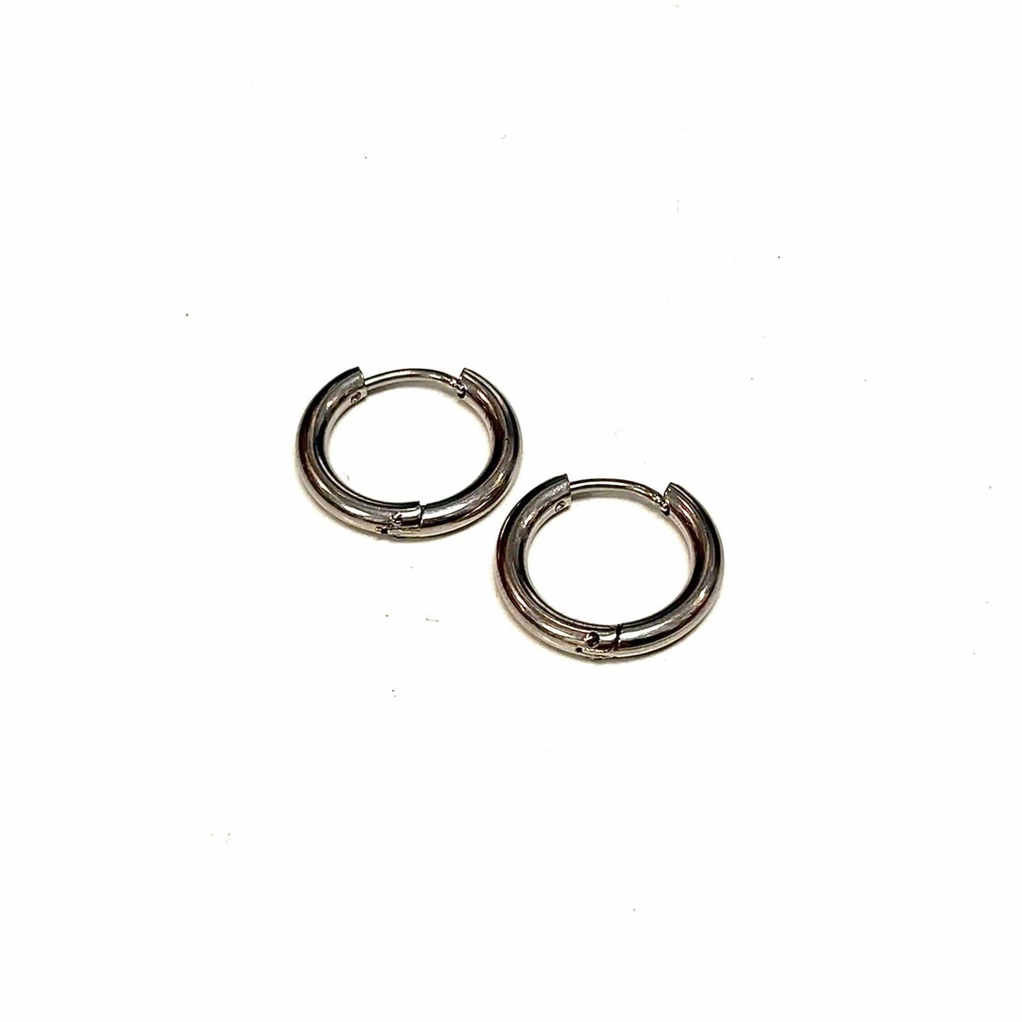 Boucles d'oreilles - anneaux universels - Rouge Inox