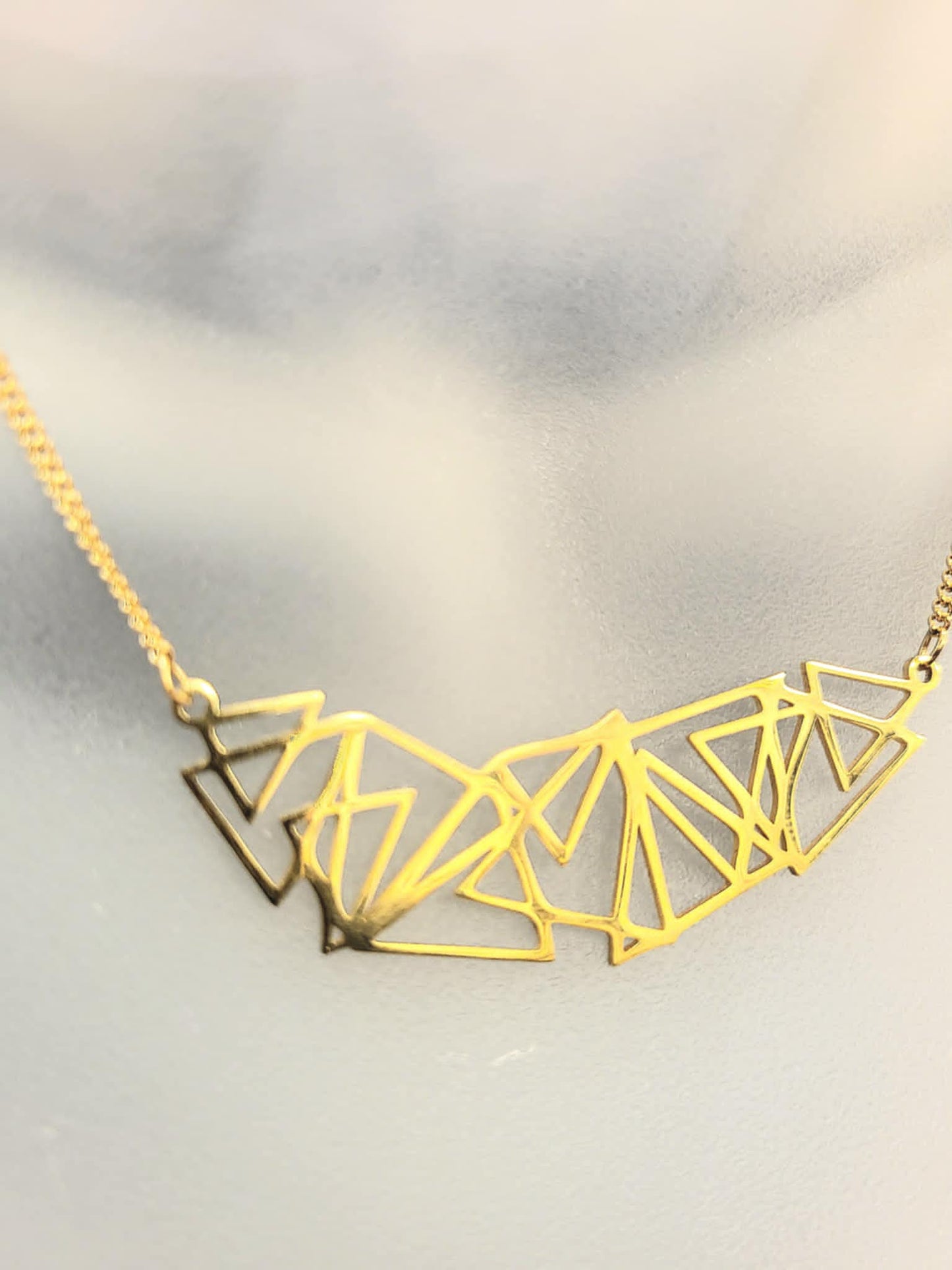 Collier - couleur or - Rouge Inox