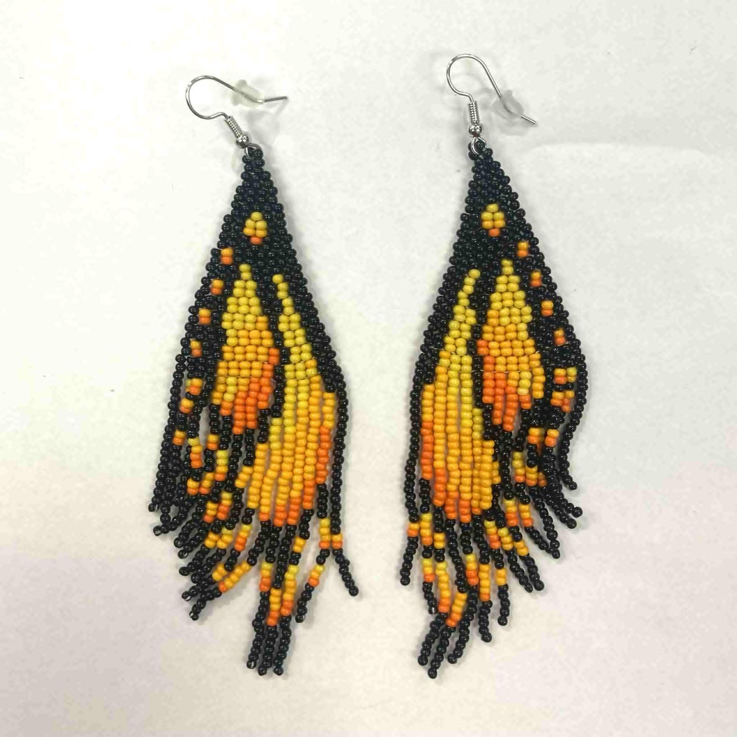 Boucles d'oreilles - Perlage - Aile de papillon - 2 couleurs offertes - Rouge Inox