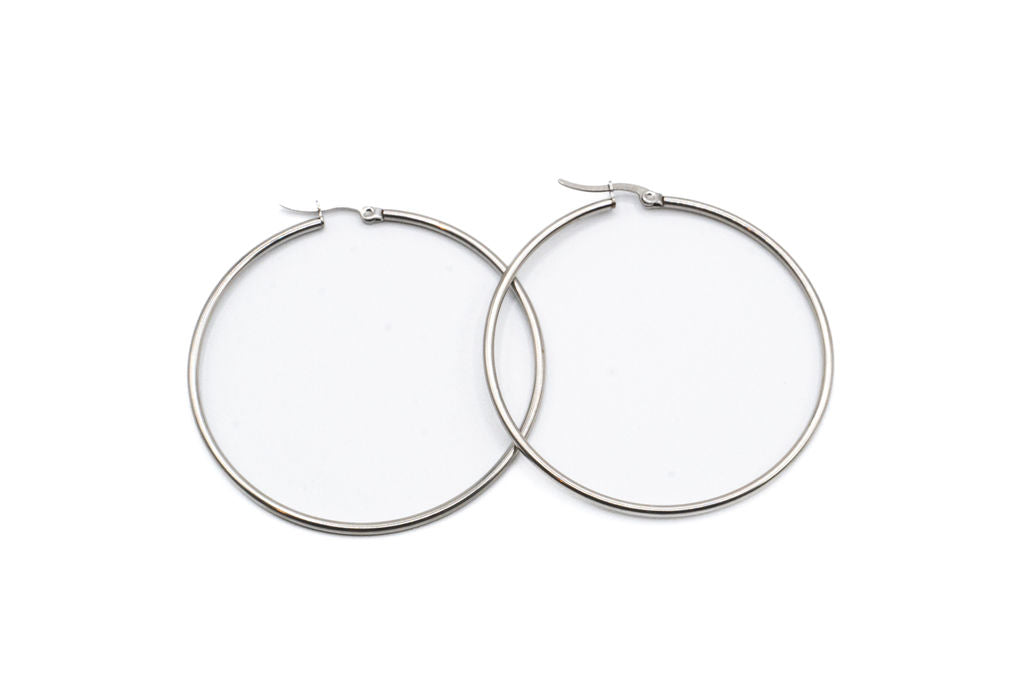 Bo Circle - Silver - Red Stainless Steel