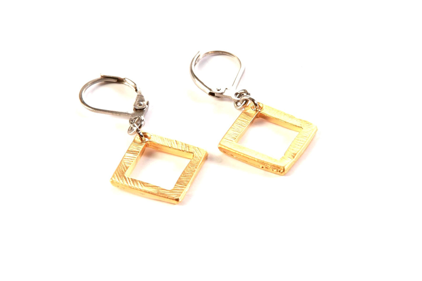 13mm Empty Square Ear Studs - Red Jewelry