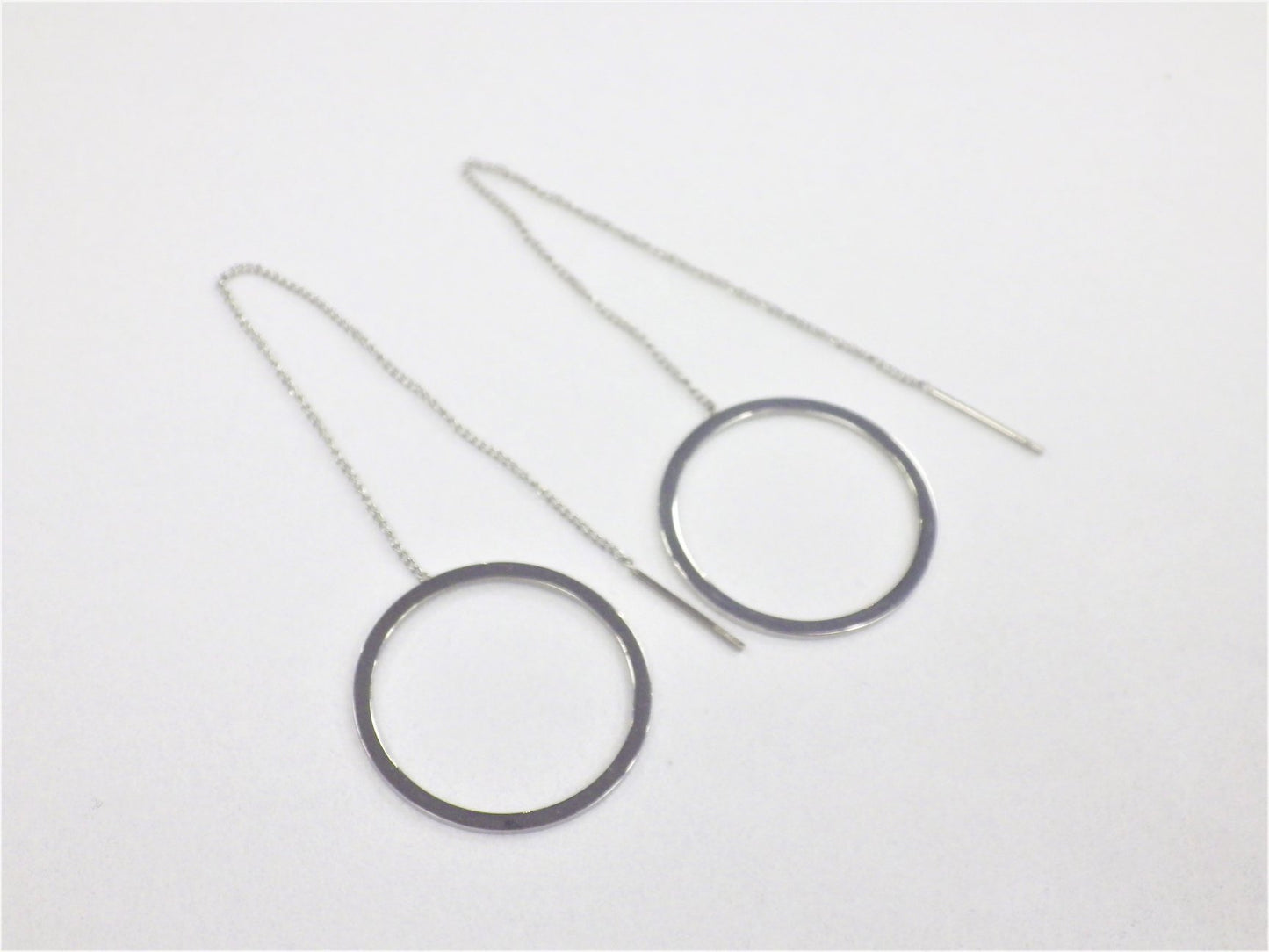 BO Stainless Steel Hanging Circle Chain - Stainless Steel Red