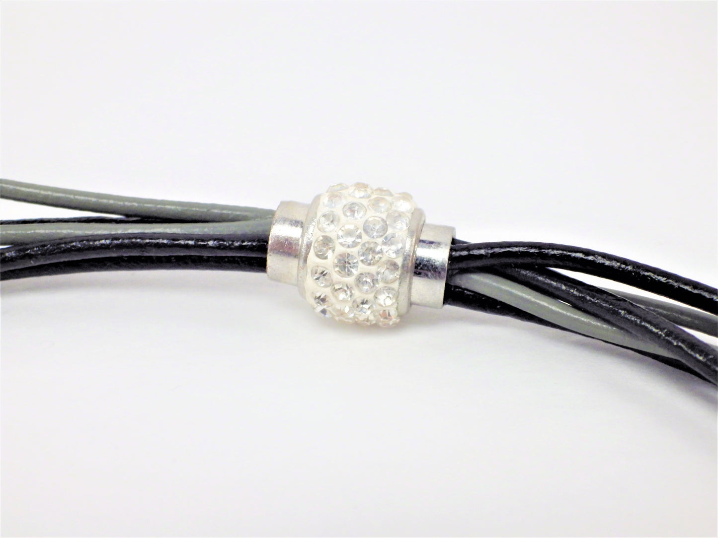 Collier/Bracelet noir et gris, attache blanche, boule - MJ Bijoux