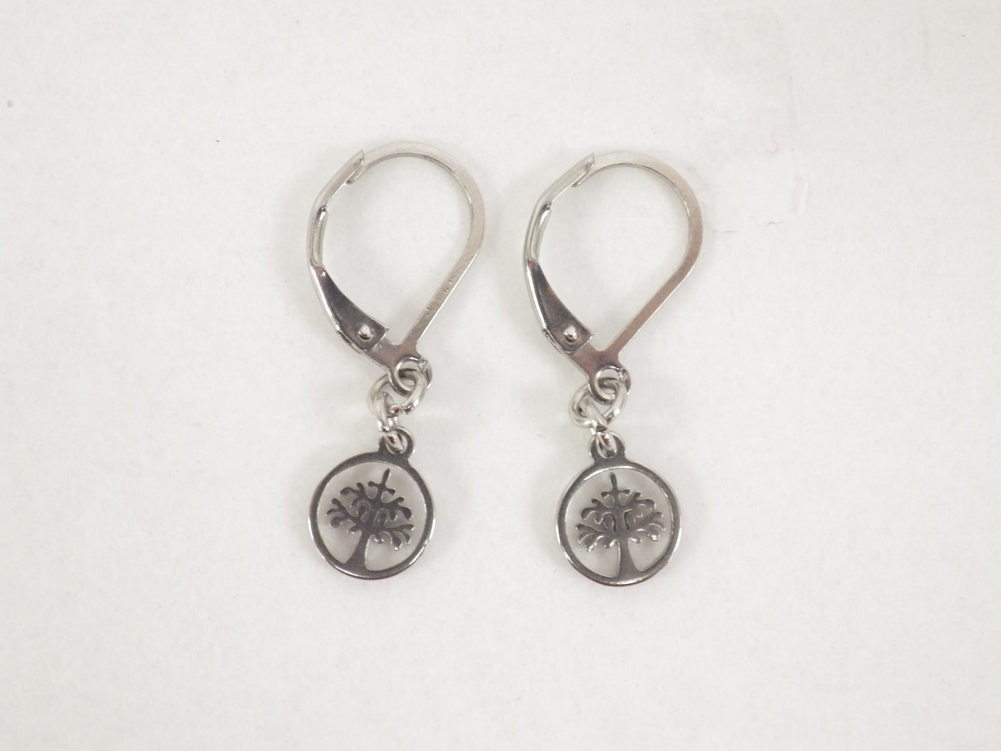 BO silver circle tree - Red stainless steel