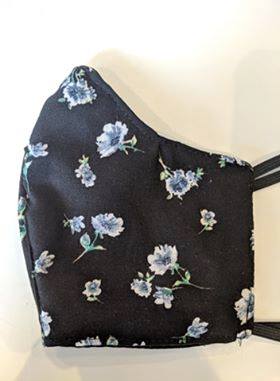 Noir & fleurs bleues