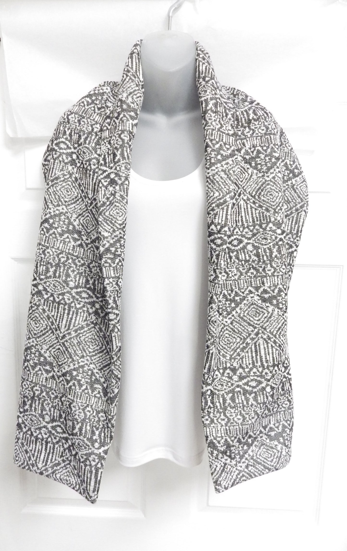 Foulard ouvert Baluchon motif gris/blanc