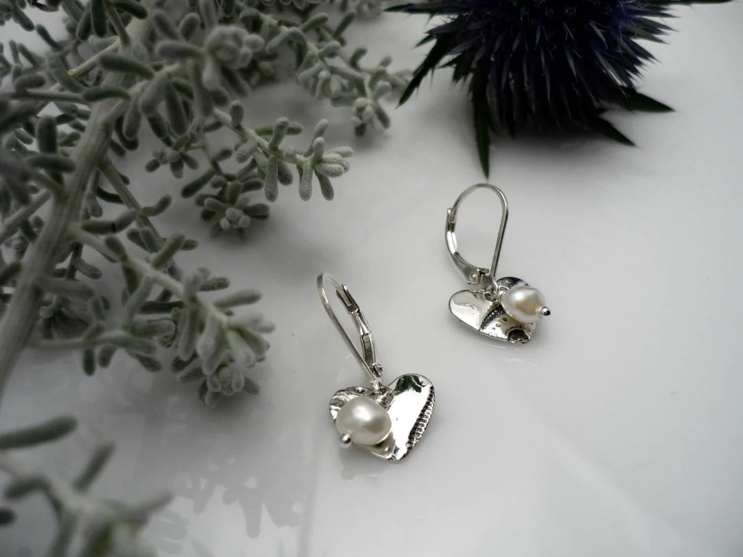 Boucles d'oreilles - Petit coeur perlé - Marie-Ève Bordeleau
