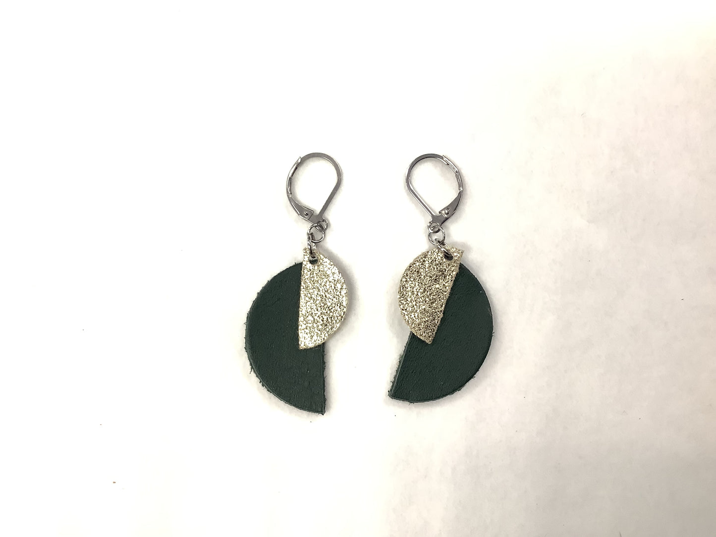 Boucles d'oreilles en cuir RA30 - Rouge Aventure