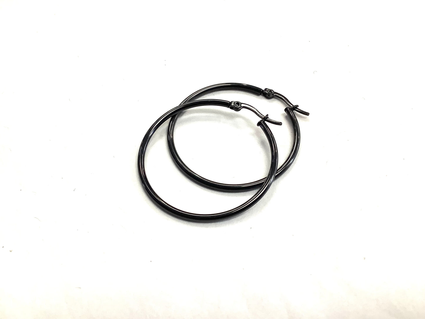 Black Rings 4 cm - Red Stainless Steel