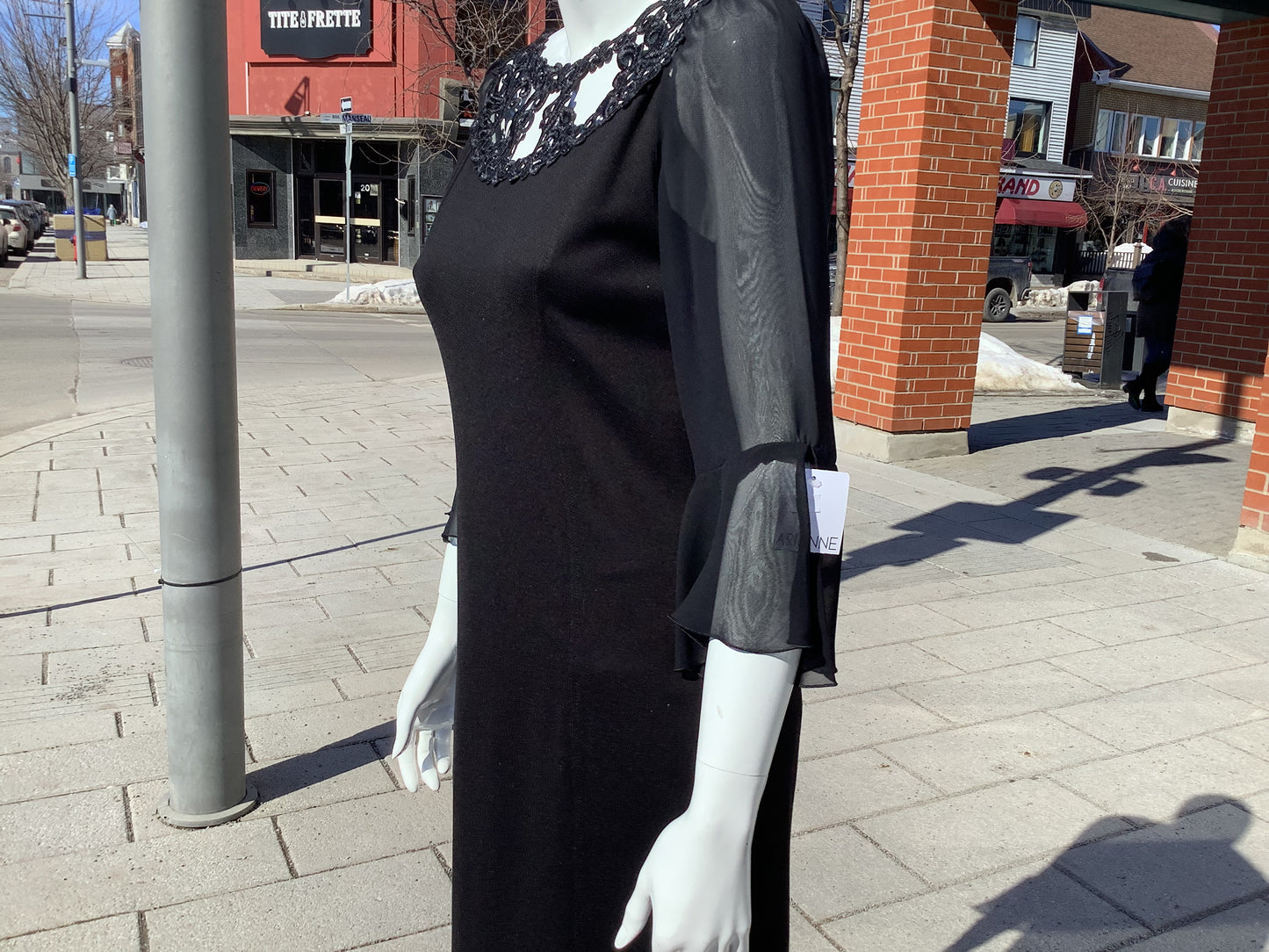 Robe Stefi appliqué- 8928 - Arianne