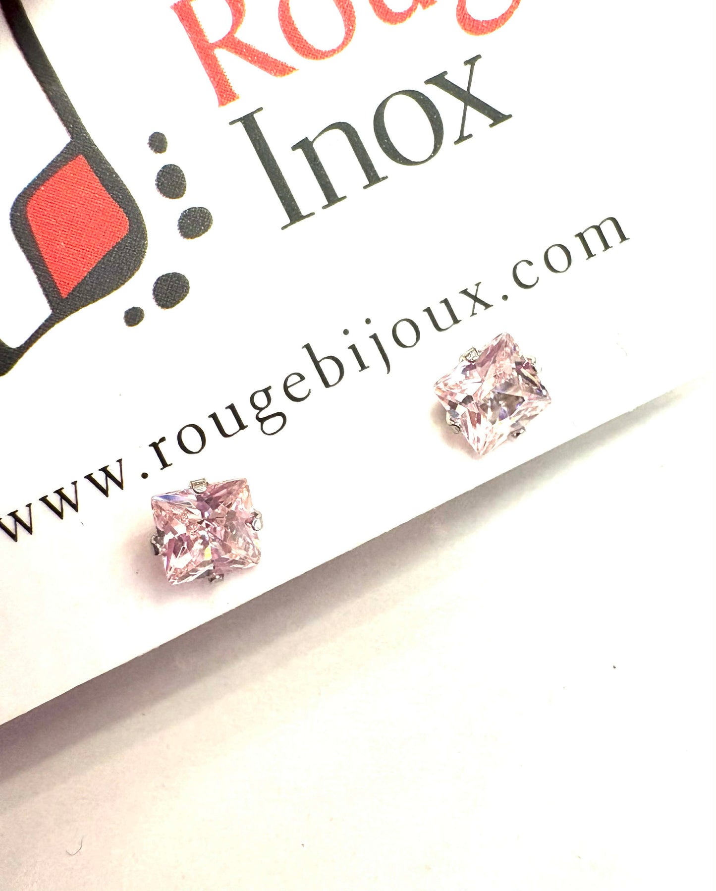 BO pink square zircon 3mm - Red Stainless steel