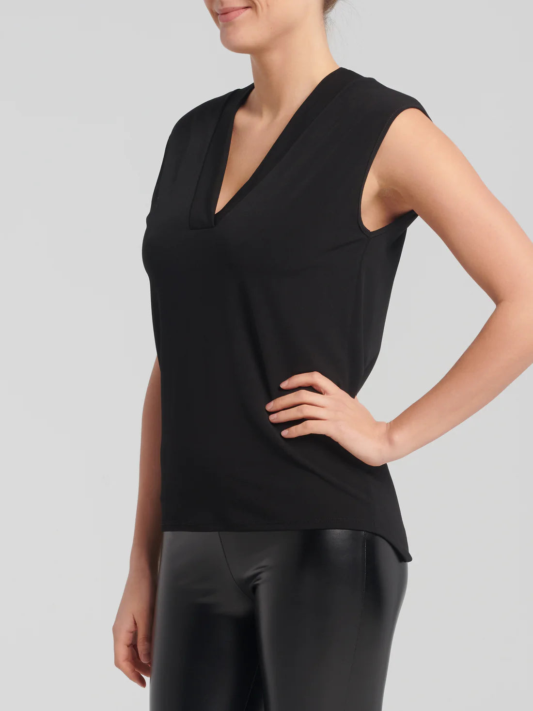 T-shirt Salvio  - Noir - Kollontaï -  15-148