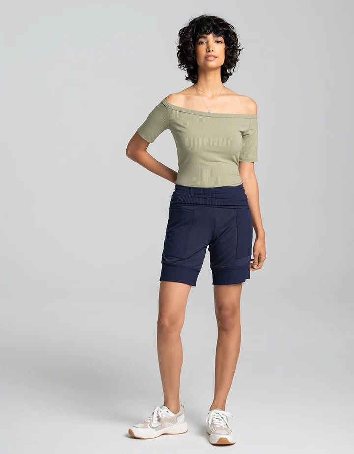 Alissa Sage T-shirt - Kollontai - 15-161