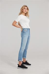 Malia Classic Size - 28" Inseam Made in Canada