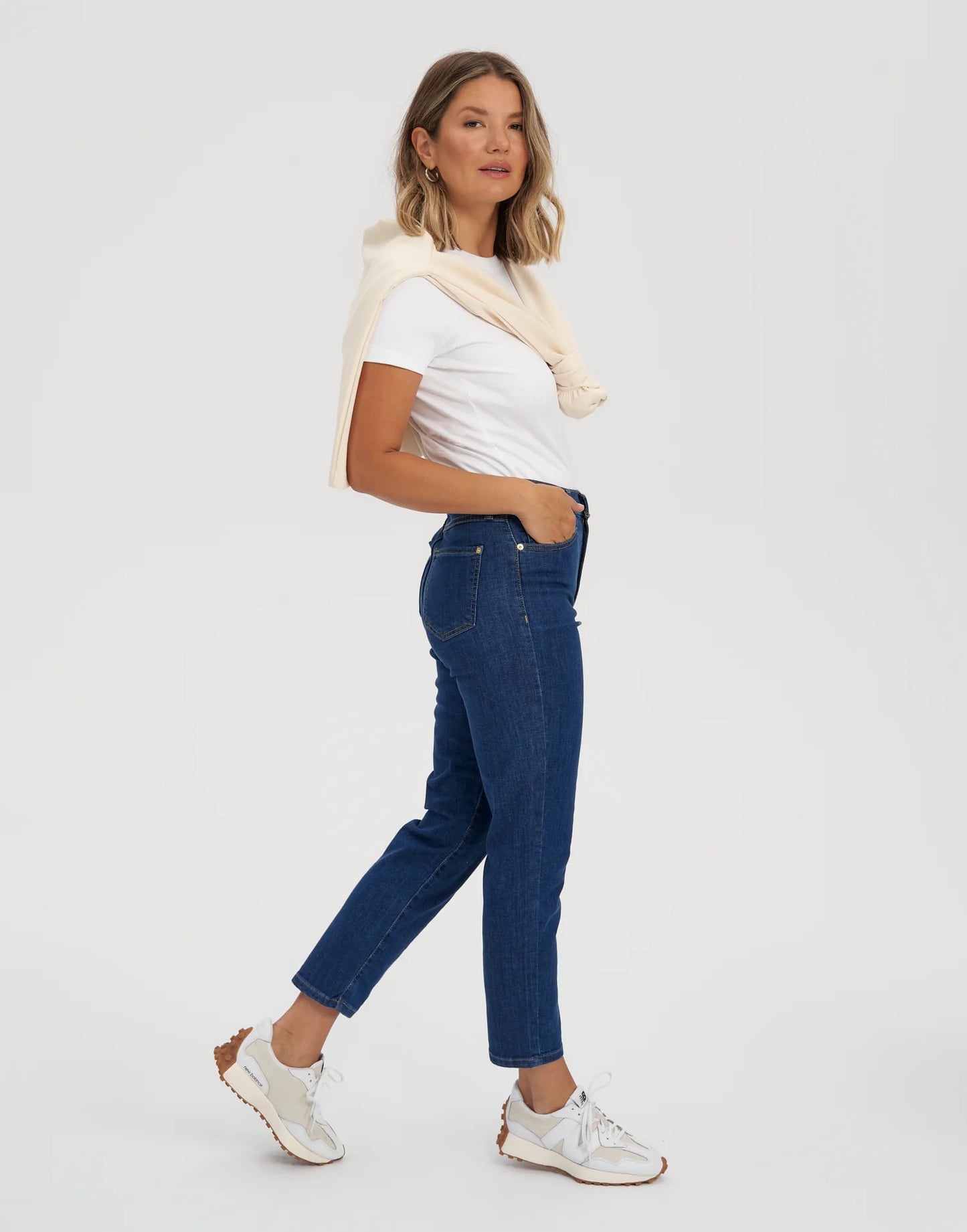 JEANS EMILY COUPE AJUSTÉE - BARBUDA - 1966CL-E27 - Yoga Jeans