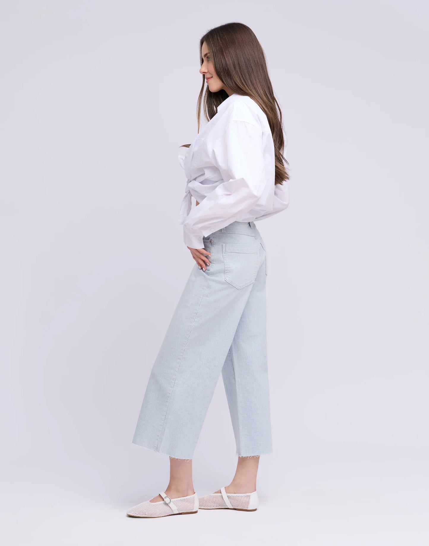 JEANS LILY COUPE TRÈS ÉVASÉE - SELENA - 2924 - Taille classique - Entrejambe 25'' - Yoga Jeans (Copie)