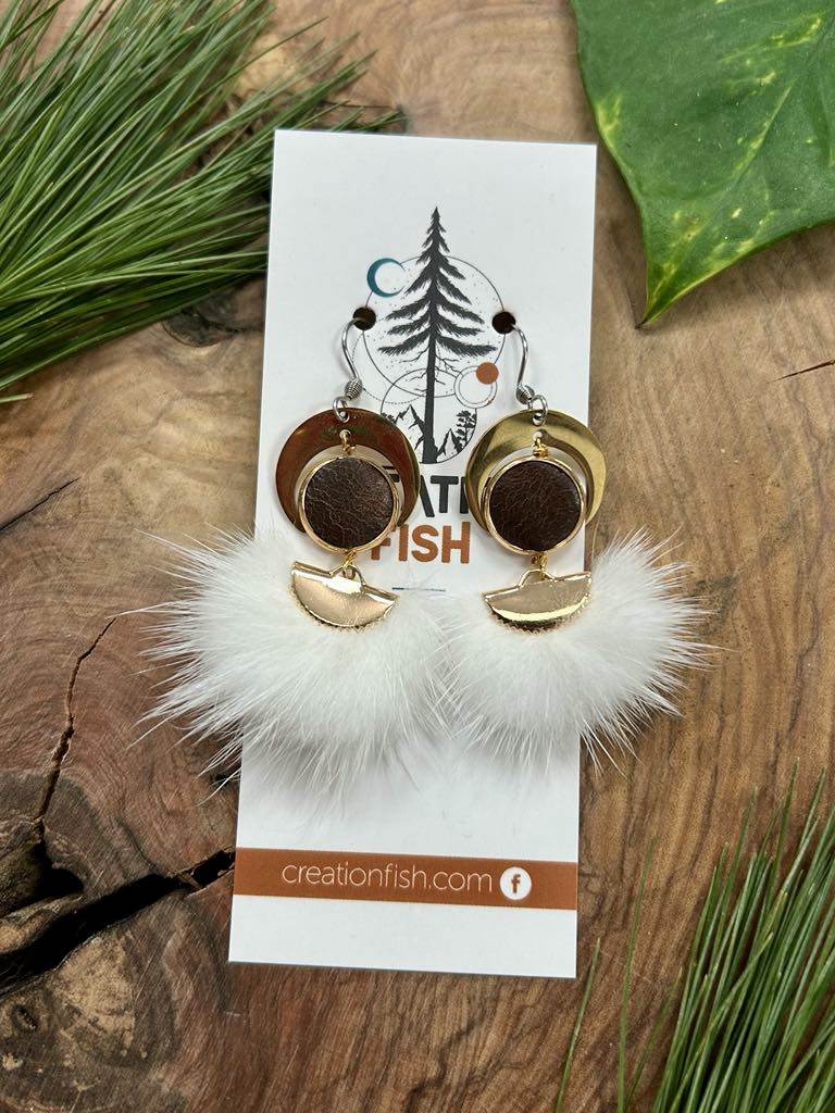 Boucles d'oreilles- Poil brun et blanc-Création Fish
