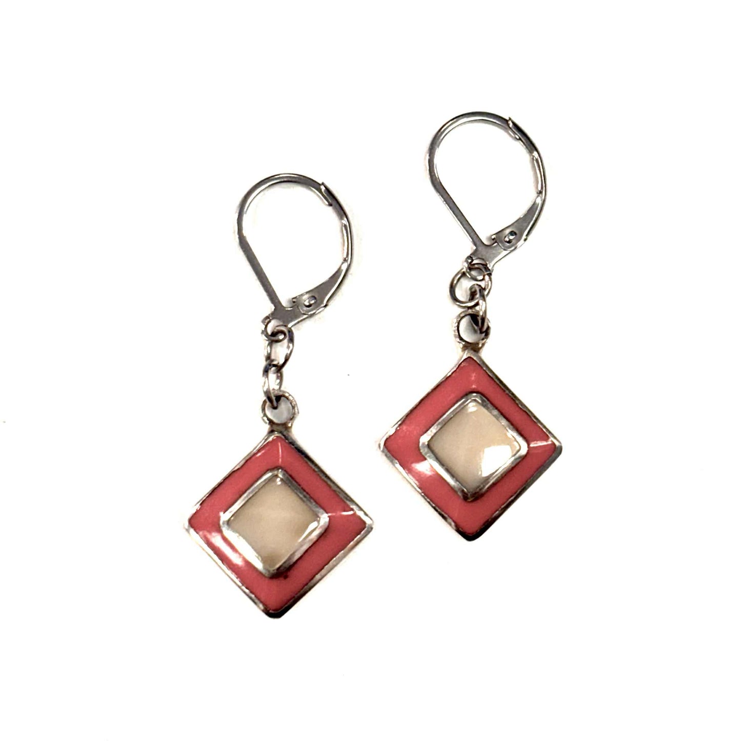 Boucles d'oreilles - Carré - Pierre Nacre Carré - Rouge Aventure