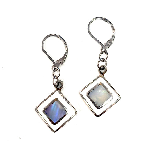 Boucles d'oreilles - Carré - Pierre Nacre Carré - Rouge Aventure