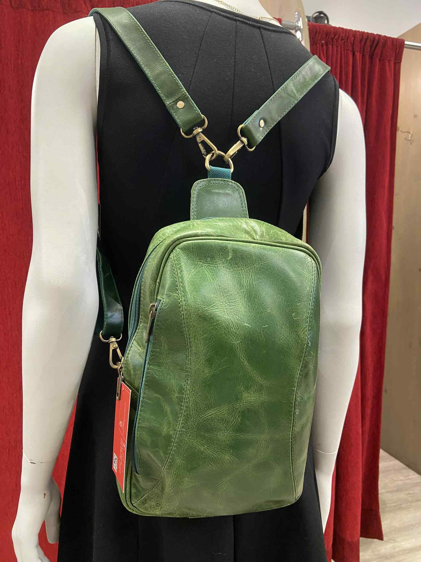 Sac à dos allongé cuir - 3 couleurs offertes - Rouge Import