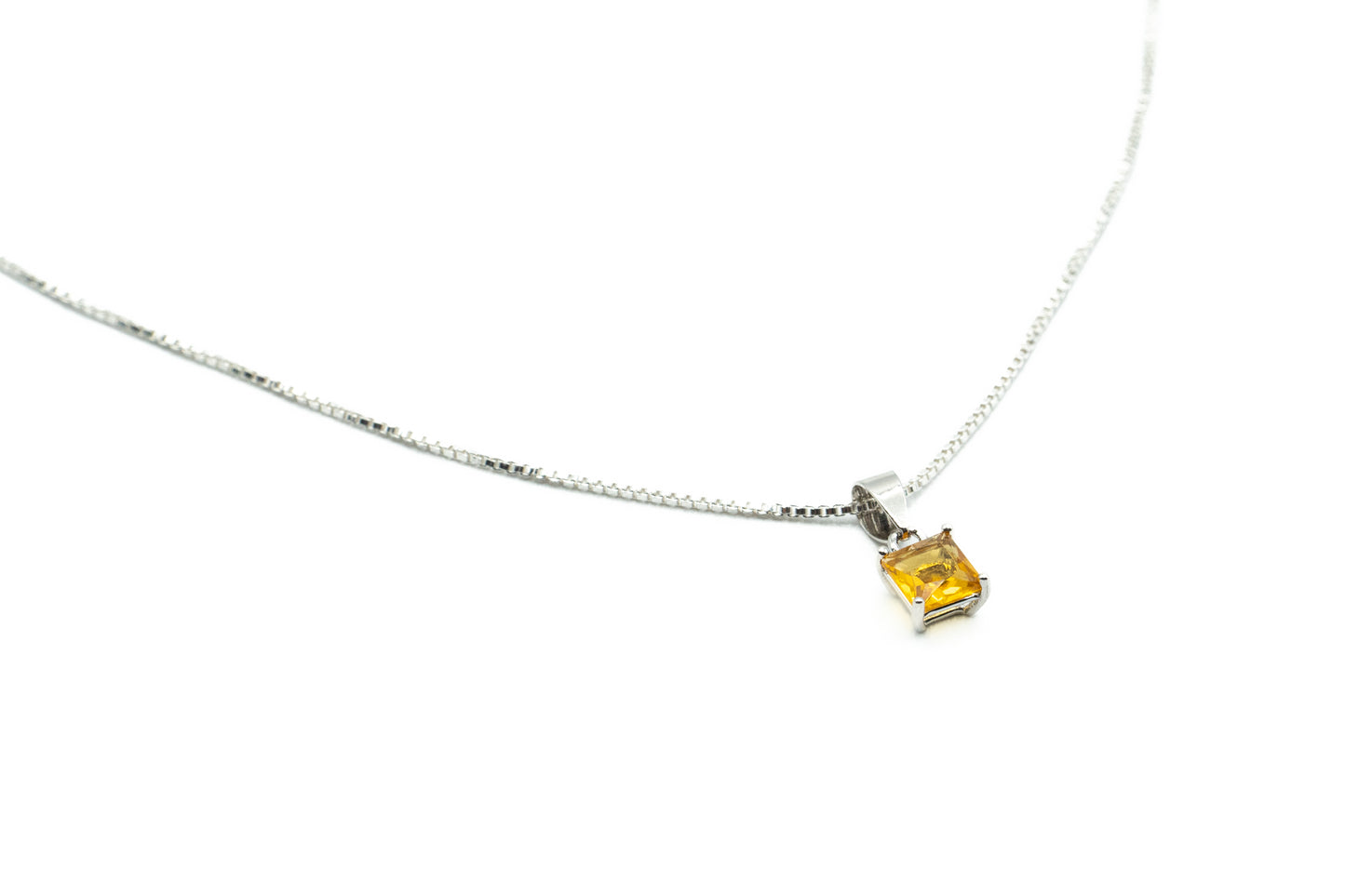 Collier - Carré 5mm - Novembre - (Topaze-jaune) - Rouge Argent 9.25