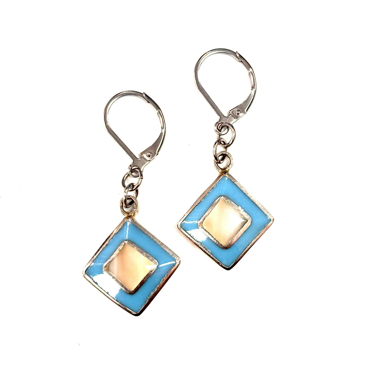 Boucles d'oreilles - Carré - Pierre Nacre Carré - Rouge Aventure