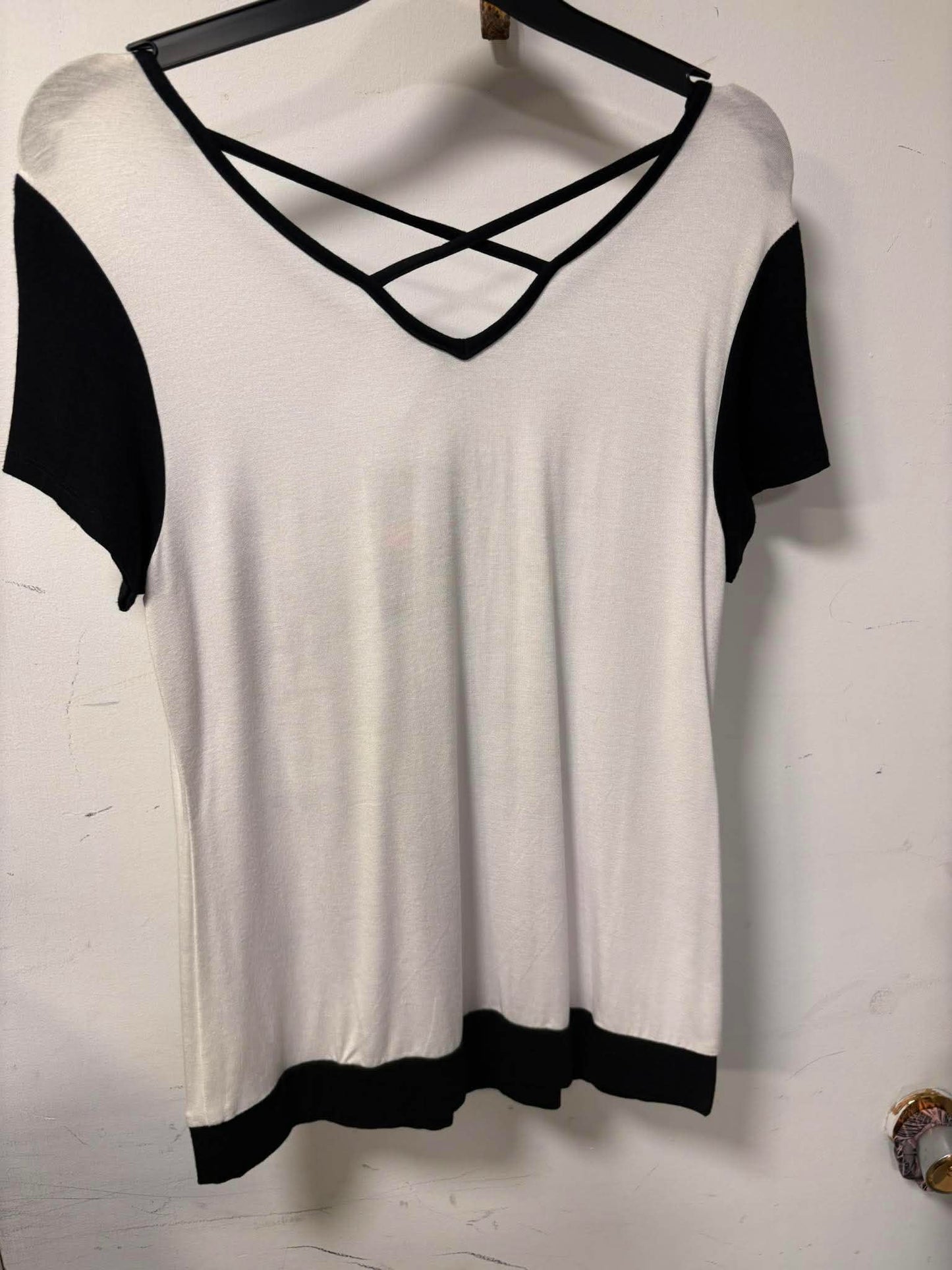 T-shirt visage blanc noir Zoé