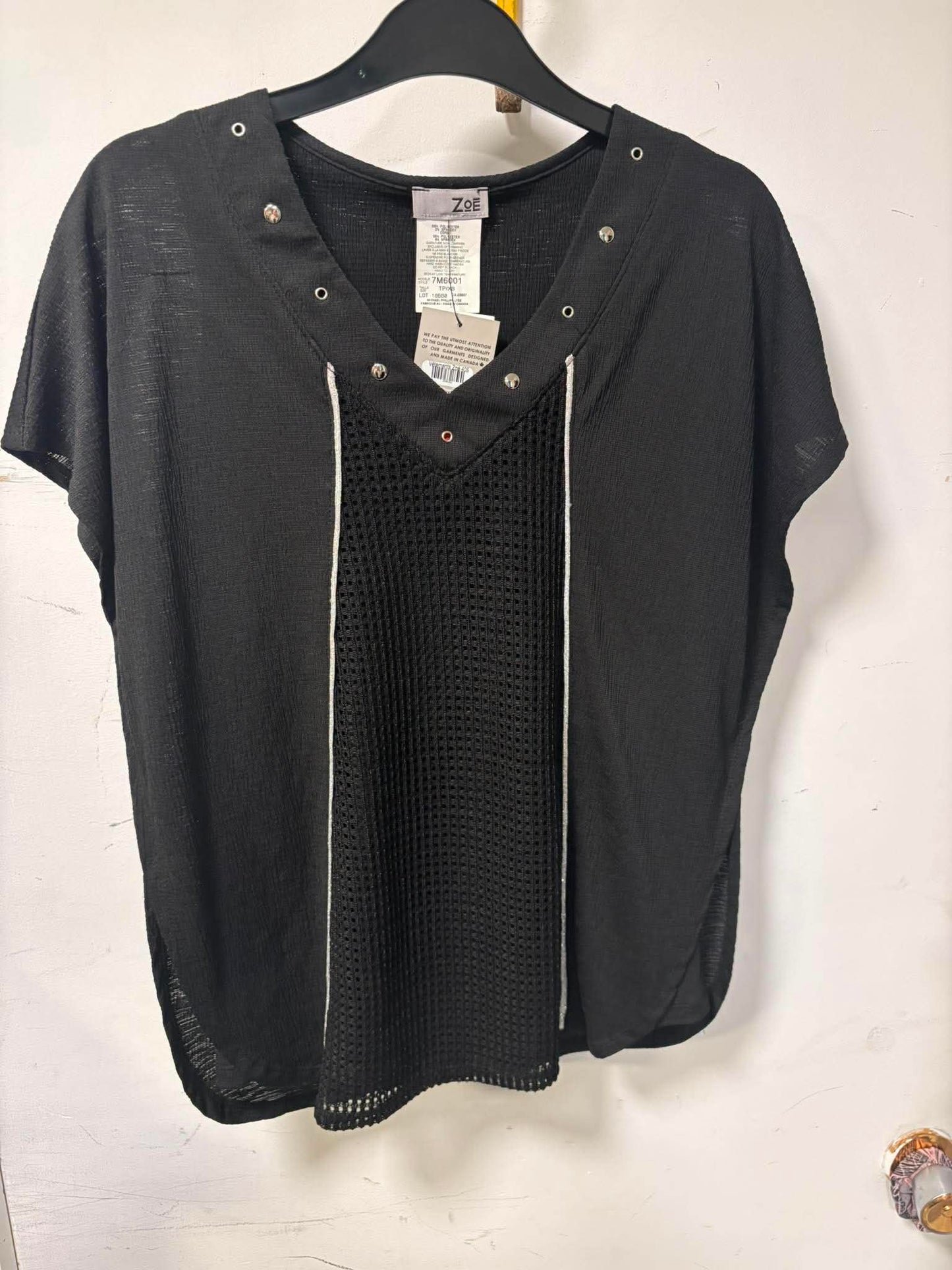 T-shirt noir Zoé
