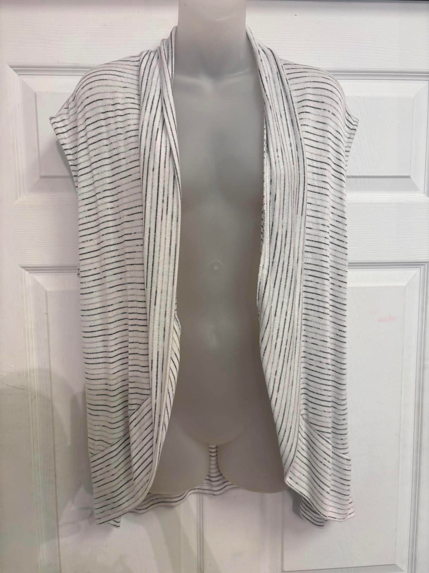 Veste rayé noir et blanc Zoé