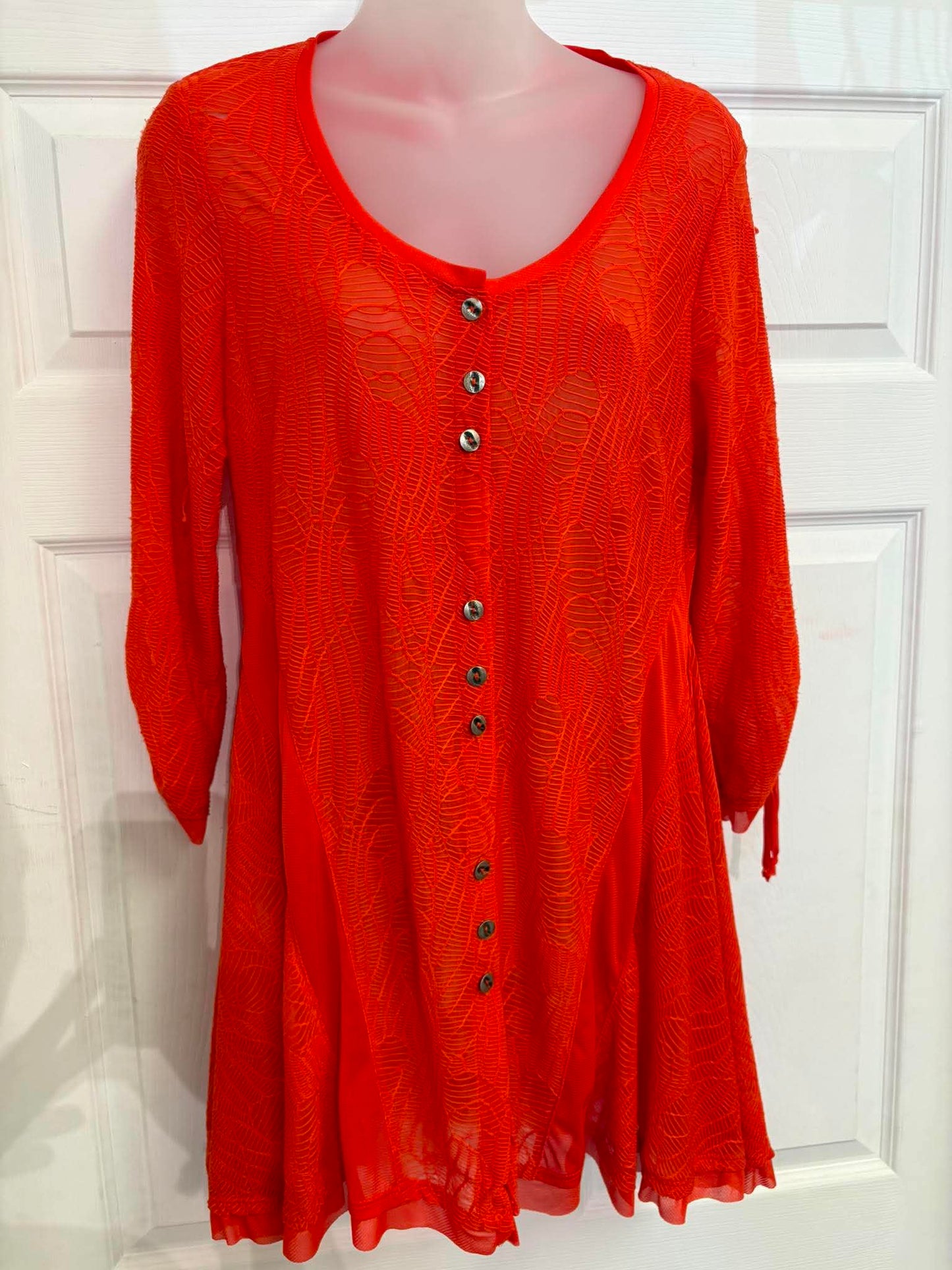 Martini tunic with black and white polka dots