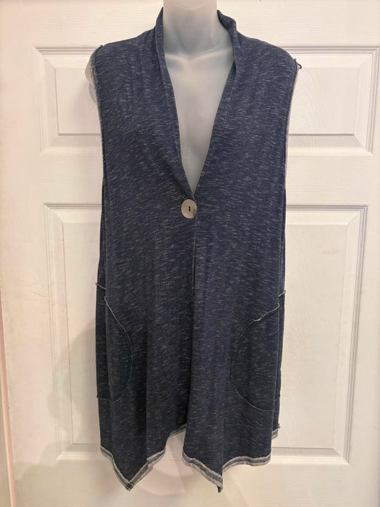 Martini tunic with black and white polka dots