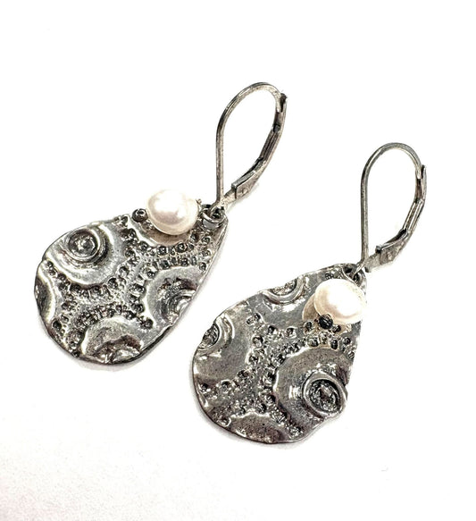 SEA BRISE, sterling silver pendant inspired by a sea urchin - Marie-Êve Bordeleau