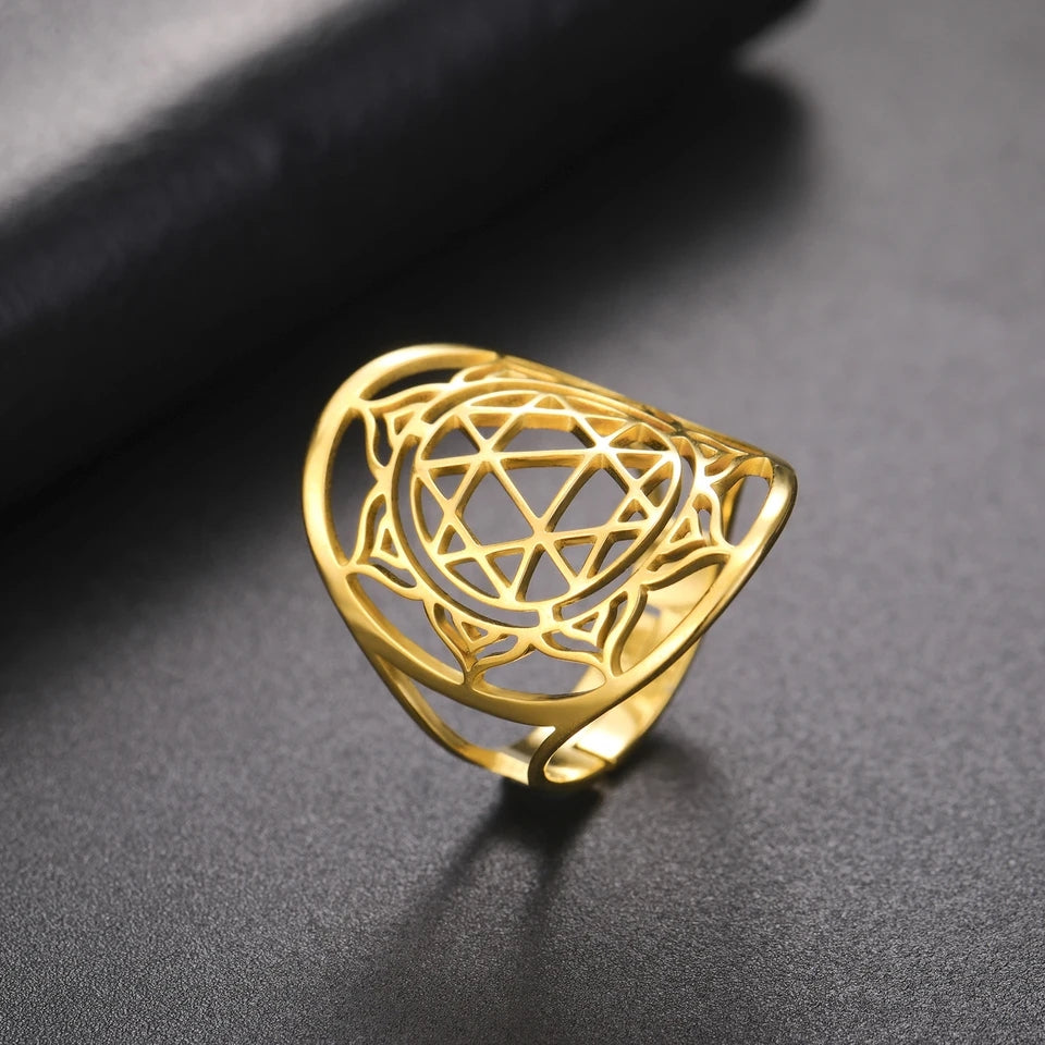 Ring - Yentra - Gold - Creation Fish