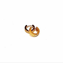 Charger l&#39;image dans la galerie, Boucles d&#39;oreilles  - anneaux vedette  - Rouge Inox
