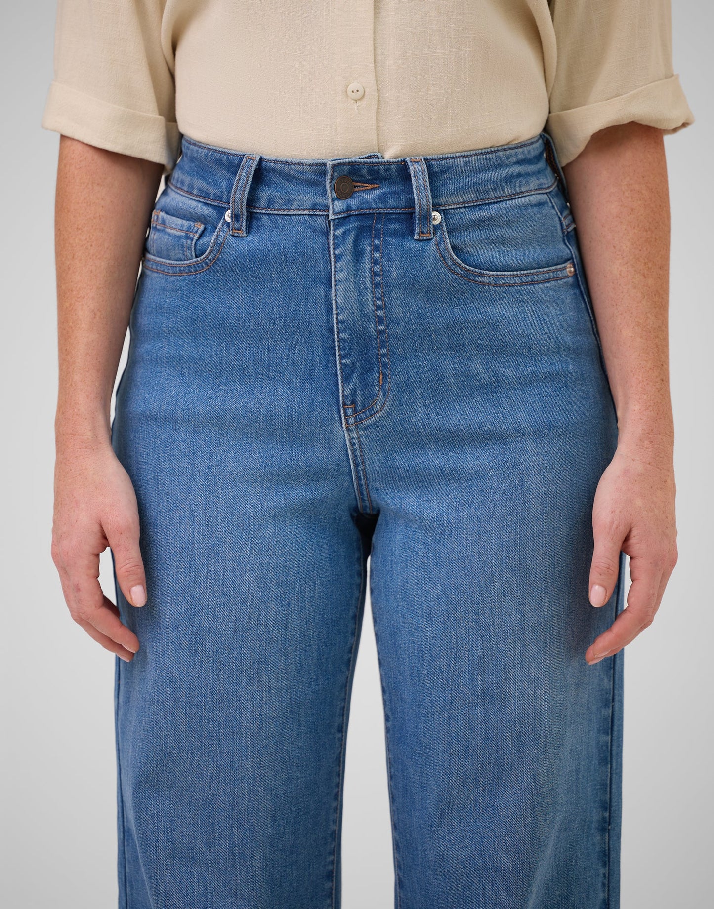 Lily Jeans - Very Flared Fit - High Waist - Rio - 32'' Inseam 