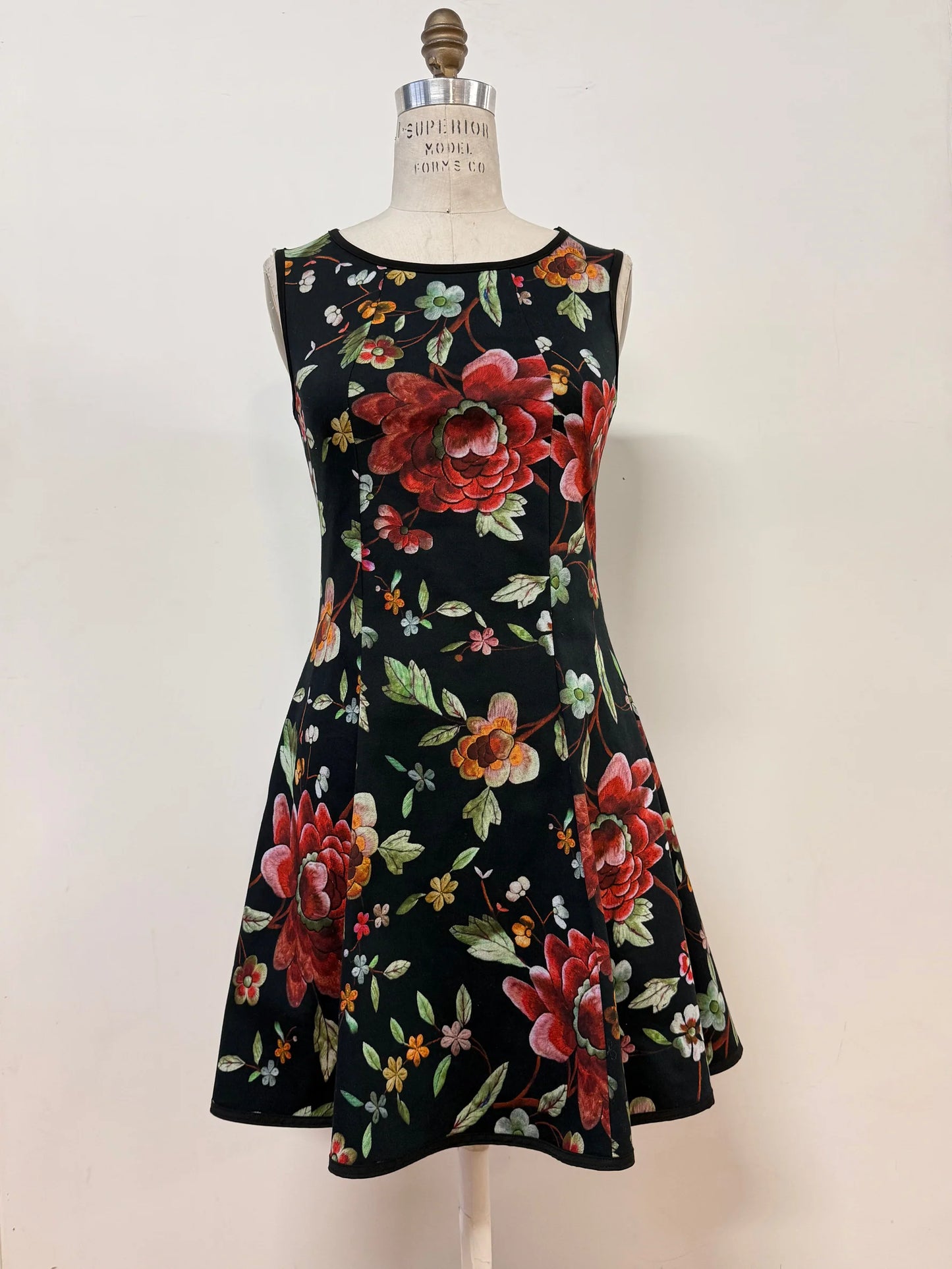 Robe Silba - Noir floral