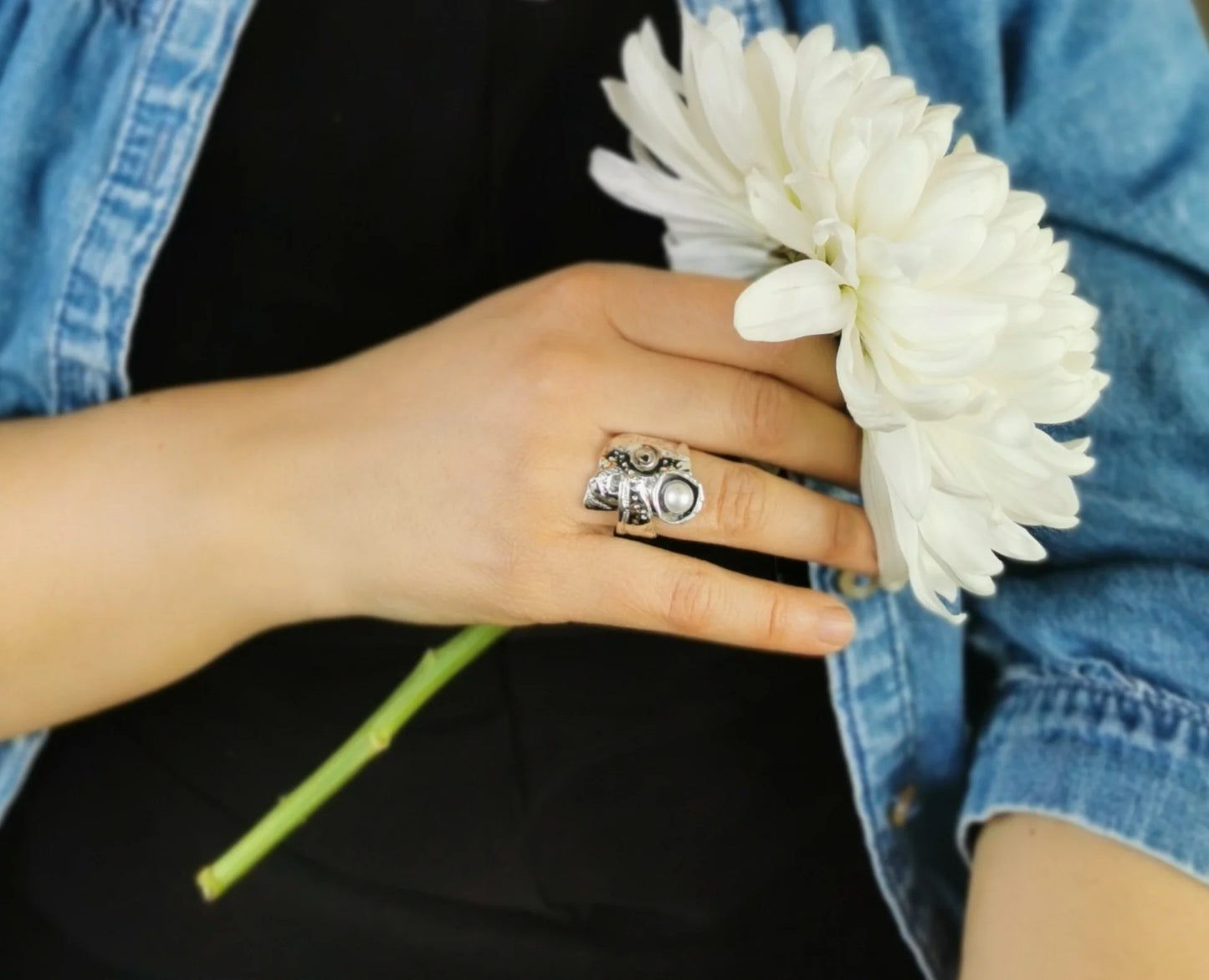 Large ring - PEARL SOFTNESS - sterling silver and freshwater pearl - Marie-Ève ​​Bordeleau