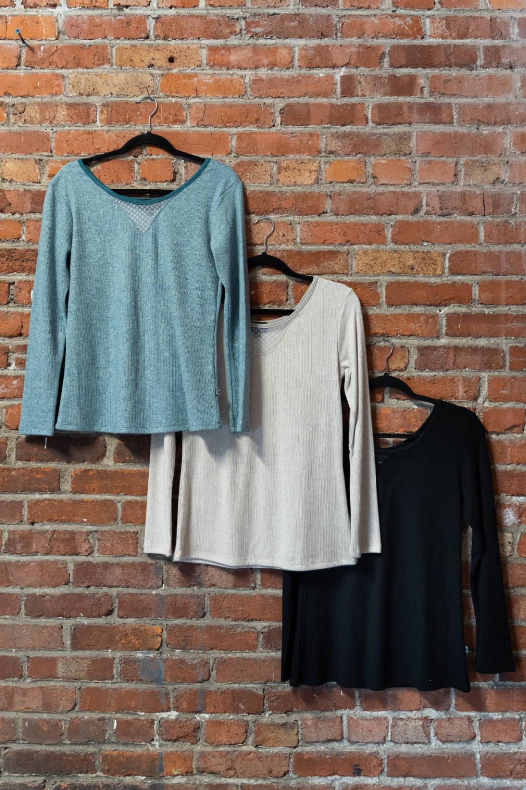 Top Angora - noir - sable - turquoise -  MarieC