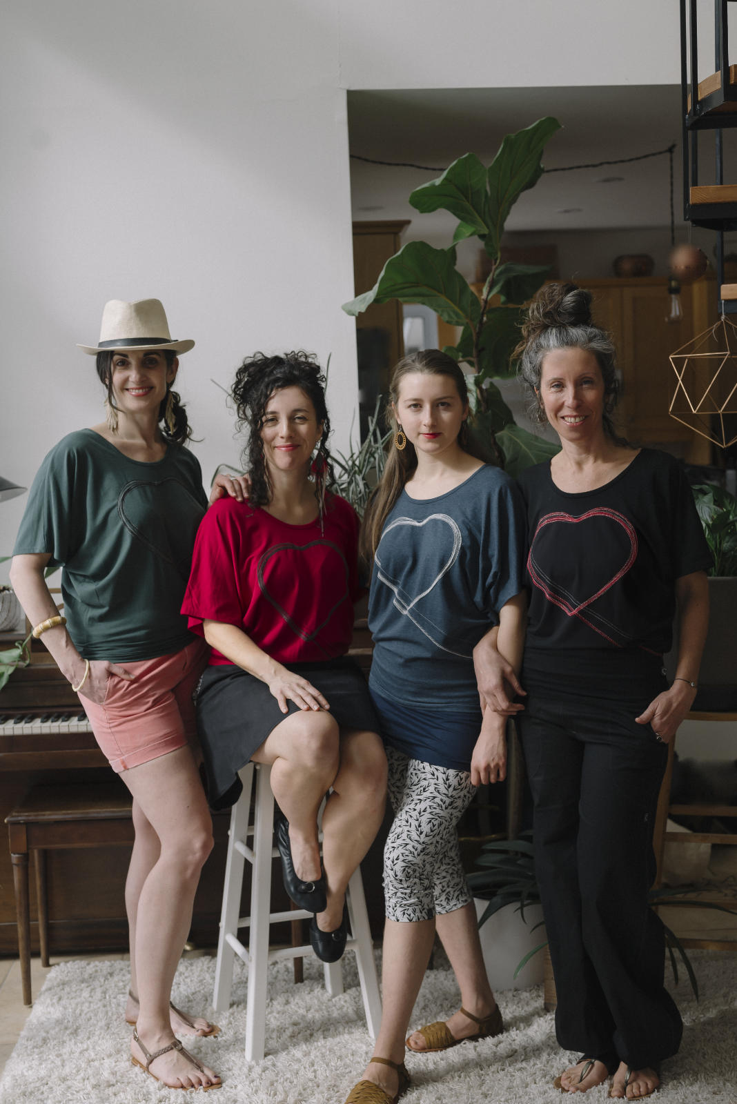 Top Heart - Black - MarieC 