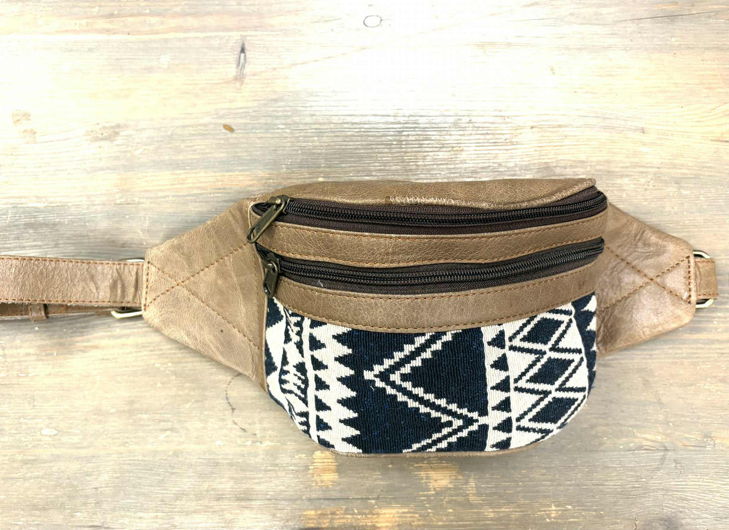 Sac banane - 6 variantes différentes - Sacs rouge import