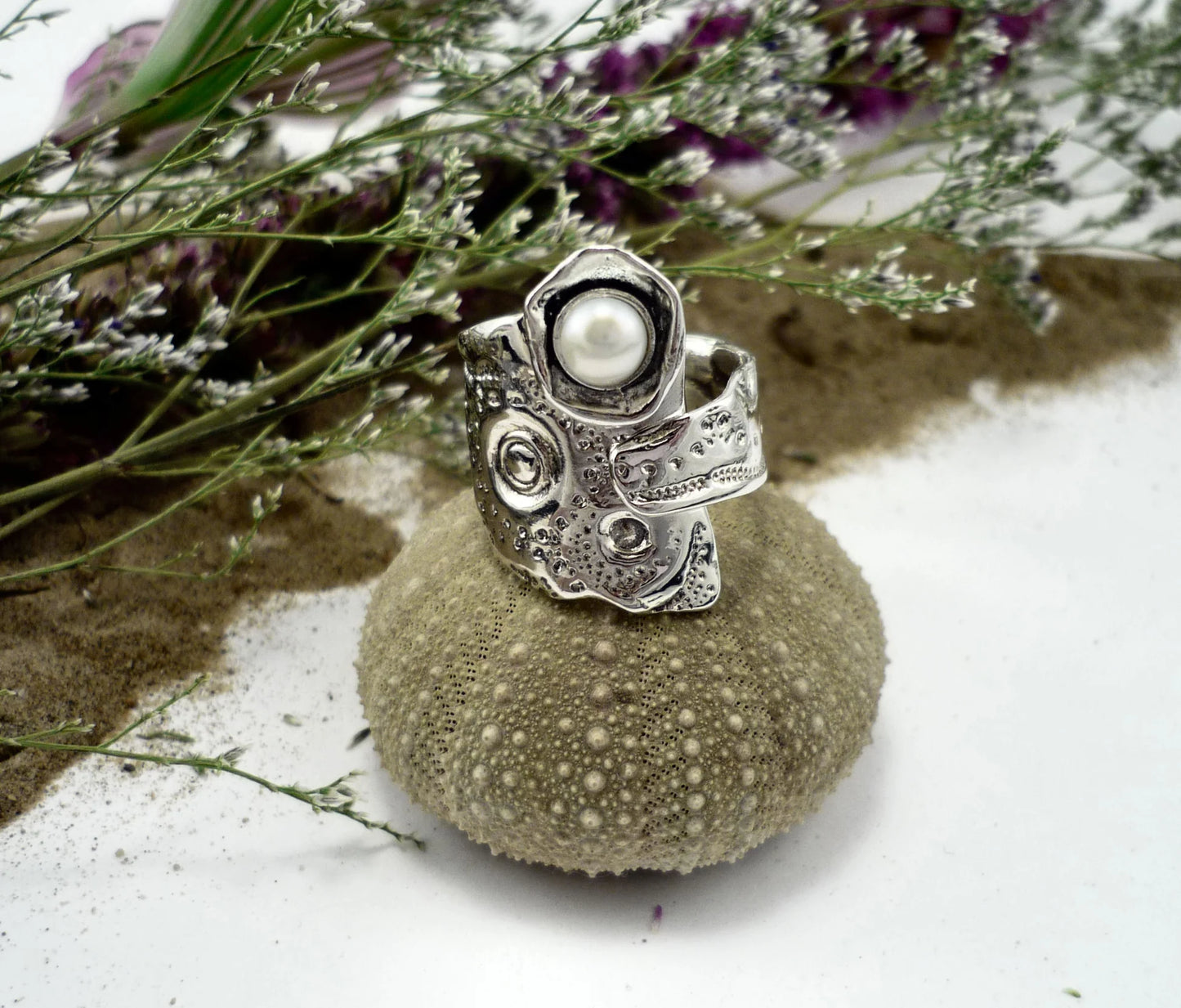 Large ring - PEARL SOFTNESS - sterling silver and freshwater pearl - Marie-Ève ​​Bordeleau