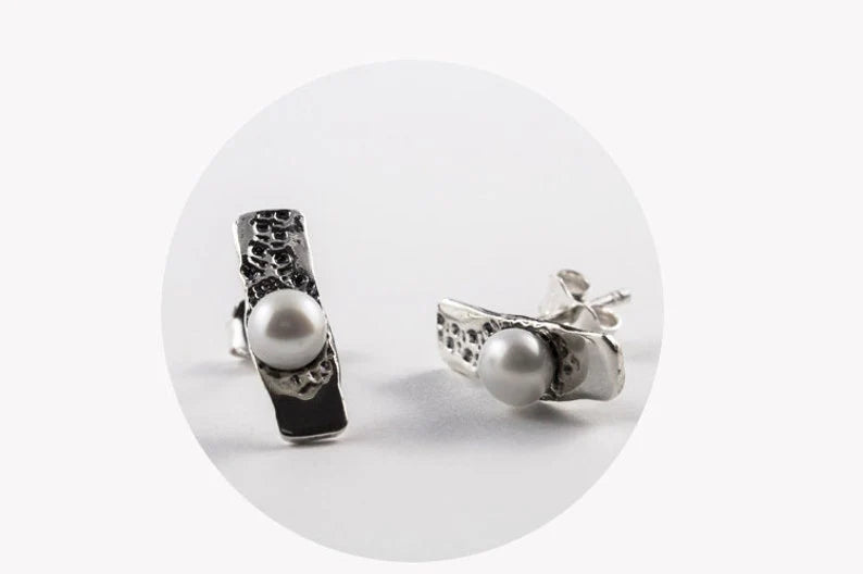 Pearl Sand Dollar Earrings, Sterling Silver and Freshwater Pearl - Marie-Ève ​​Bordeleau