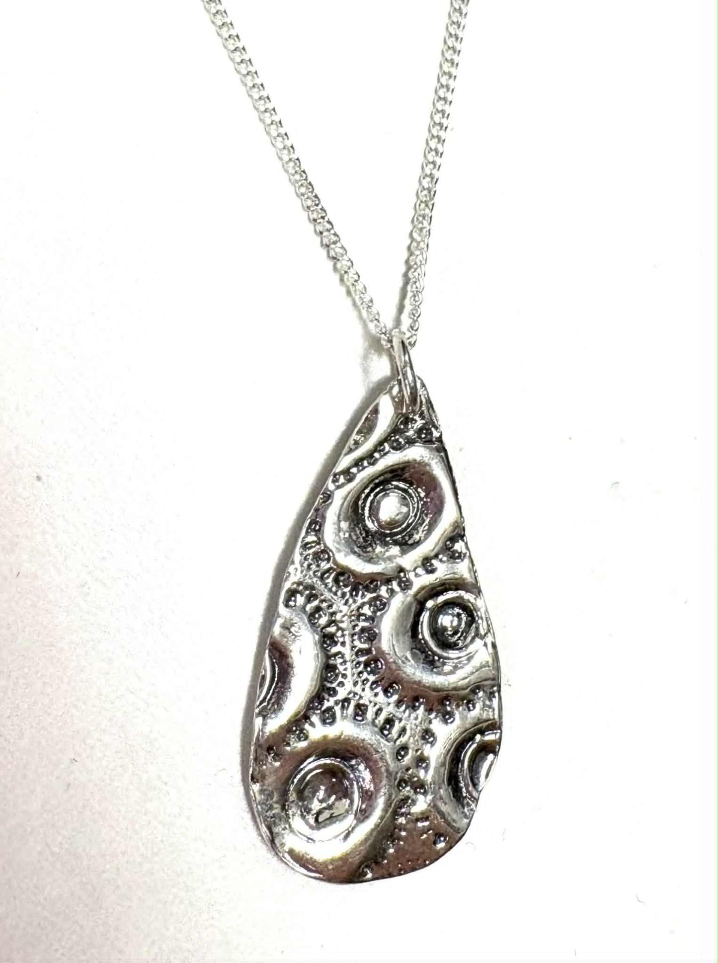 Goutte d'eau , pendentif goutte d'eau en argent sterling